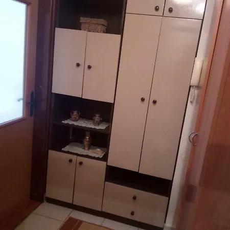 Apartman Dzoni Appartamento