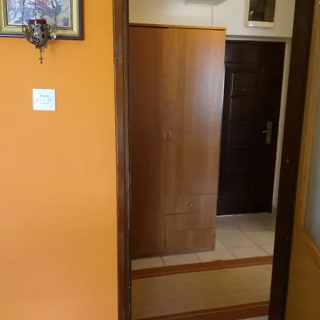 Apartman Dzoni *